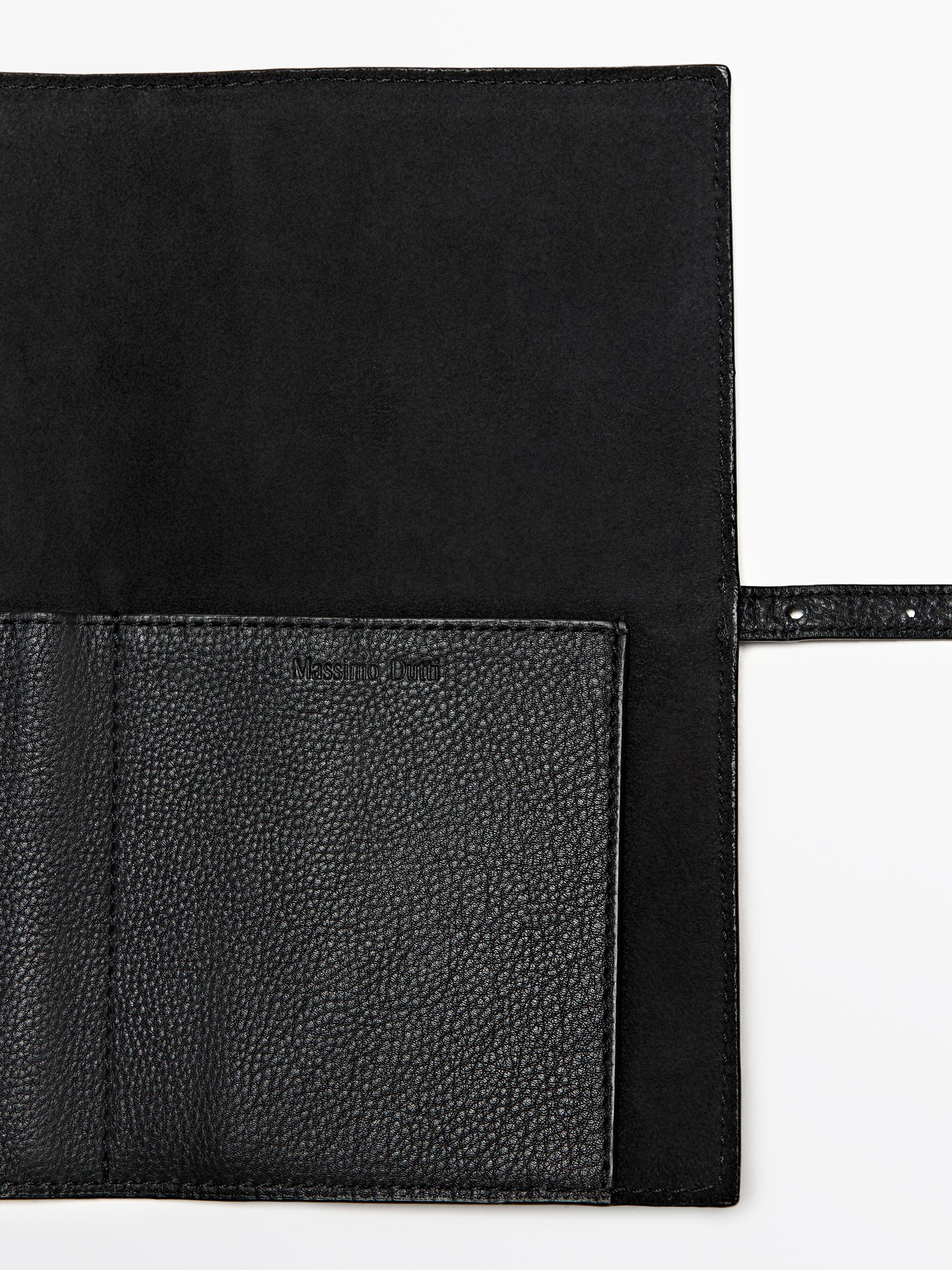 Pochette de voyage en cuir nappa